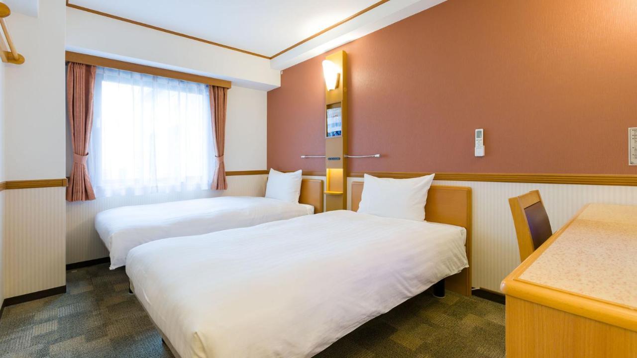Toyoko Inn Okayama Eki Nishi Guchi Migi Exteriör bild