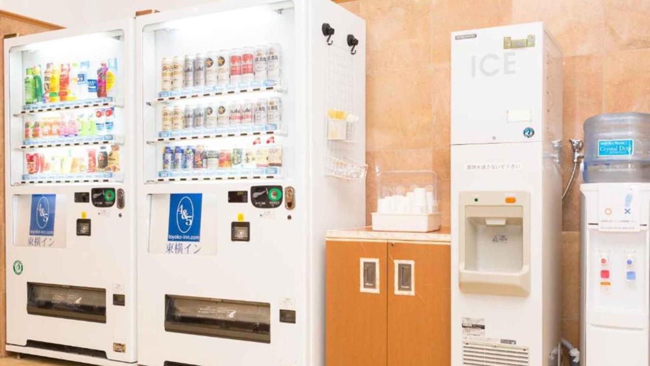 Toyoko Inn Okayama Eki Nishi Guchi Migi Exteriör bild